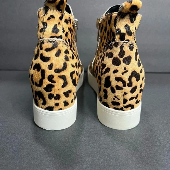 Steve Madden cow hide fur leopard print sneakers zipper size 7 - Picture 12 of 12